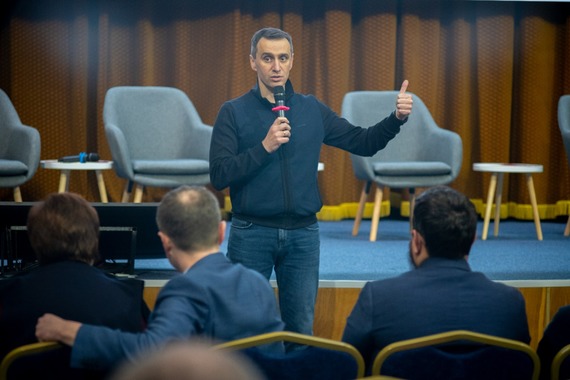 Віктор Ляшко: Забезпечення медзакладів теплом та альтернативними джерелами живлення — наш пріоритет